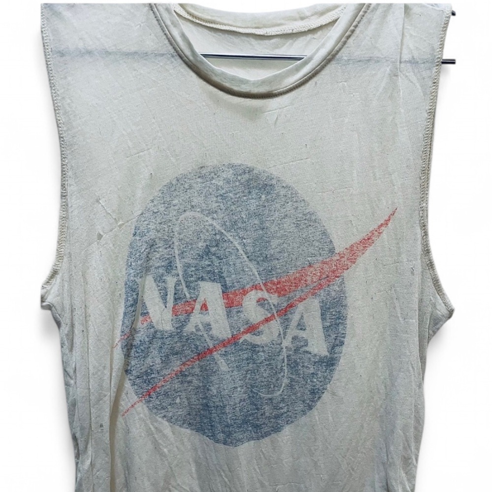 VINTAGE •NASA• Paper Thin Graphic Sleeveless Tee